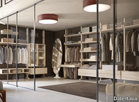 Walk-in-wardrobe-Dale-Italia-214699-rel2a87d86e.jpg thumb image