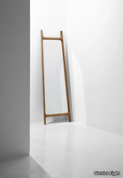 Freestanding-mirror-District-Eight-515542-rel892c6152.jpg thumb image