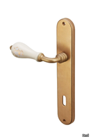 MARTA-Door-handle-on-back-plate-Dnd-584962-relc33821ff.jpg thumb image