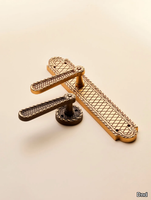 JORDAN-Door-handle-on-back-plate-Dnd-584803-rel3bd43ce4.jpg thumb image