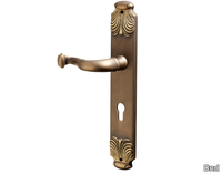 nicole-door-handle-on-back-plate-dnd-martinelli-585707-rel6c2d5565.jpg thumb image