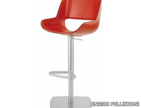 stool-enrico-pellizzoni-635654-rel3e75f0ca.jpg thumb image