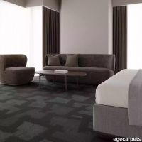 12-079703448.webp thumb image