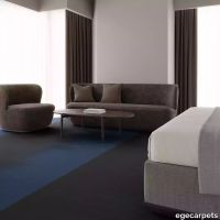 12-RF5520507.webp thumb image