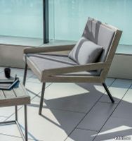 A_Urban_loungechiar.jpg thumb image