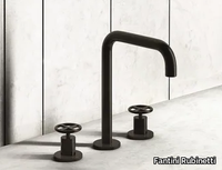 h_washbasin-tap-fantini-rubinetti-245749-rel9c1ad596.jpg thumb image