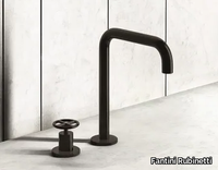 h_washbasin-tap-fantini-rubinetti-245750-rel29104abf.jpg thumb image