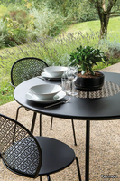 LORETTE-Round-table-Fermob-629598-reld23adefd.jpg thumb image