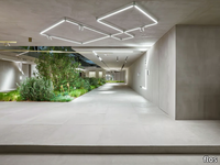 Flos_ARCHITECTURAL-COLLECTION---WALLCEILING_1SV5QnA61.jpeg thumb image