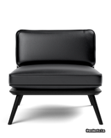 1710_spine-lounge-suite-chair_006-50088_leather-primo-88-black-black-lacquered-oak_v1 thumb image