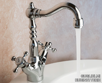 CLASSICA-1-hole-washbasin-tap-GUGLIELMI-442021-rel23c89adf.jpg thumb image