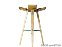 CLOVER-High-stool-HOOKL-und-STOOL-240419-rel11327684.png thumb image