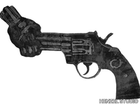 THE-HAND-KNOTTED-GUN-CHARCOAL-EDIT-HENZEL-STUDIO-596261-rela0c5adc7.jpg thumb image