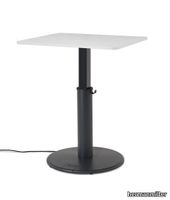 OE1-Sit_To_Stand_Desk-R-Studio_White-Black-UP_460x540_crop_center.jpg thumb image