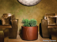 CUIR-Round-plant-pot-Hobby-Flower-de-Espana-291074-relcd160df0.jpg thumb image