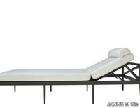 AZIMUTH-CROSS-Sun-lounger-JANUS-et-Cie-443989-rel80051b26.jpg thumb image