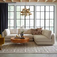 Pompidou_Modular_Sectional_V1_Building_the_Sofa_Fall23_01_a1f89f57-1f67-4a22-bac1-56b26967b974.jpg thumb image