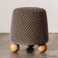 MORRO-Pouf-Kelly-Wearstler-631734-relfd2db277.jpg thumb image