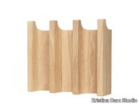 COLUMN-COAT-RACK-Kristina-Dam-Studio-428742-reldcd6a6c2.jpg thumb image