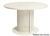 bauhaus-table-kristina-dam-studio-571634-rel8dfcf01d.jpg thumb image