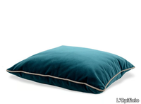 carre-cushion-l-opificio-360562-rela5125f5e.jpeg thumb image