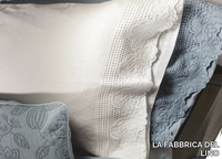 DECOR-Pillow-case-LA-FABBRICA-DEL-LINO-535096-rel887a28a6.jpg thumb image