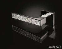 ZEN-MESH-Door-handle-on-back-plate-LINEA-CALI-123340-rel6250041f.jpg thumb image