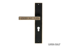 door-handle-on-back-plate-linea-cali-332778-relfca38edb.jpg thumb image