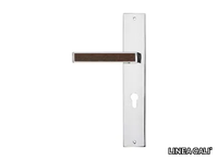 h_ZEN-WENGÉ-Door-handle-on-back-plate-LINEA-CALI-125299-rel2133a157.jpg thumb image