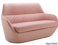 AMÉDÉE-Sofa-Ligne-Roset-284910-rel6fa8fc9d.jpg thumb image