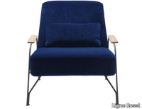 HUMPHREY-Armchair-Ligne-Roset-284931-relfb1165bb.jpg thumb image