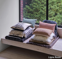 OPEN-Ligne-Roset-483108-rel1835f434.jpg thumb image