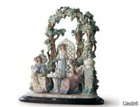 tea-in-the-garden-women-lladro-556370-rel1354d5c5.jpg thumb image