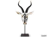 ANTELOPE-MASK-BLACK-AND-GOLD-Lladró-596017-rele9be7631.jpg thumb image