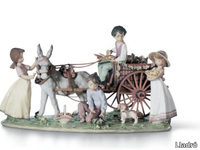 enchanted-outing-children-lladro-556384-rel6306401a.jpg thumb image