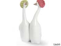 goossiping-geese-red-and-yellow-lladro-536276-rel9e351842.jpg thumb image