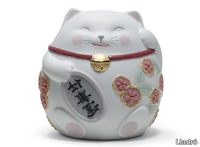 maneki-neko-i-lladro-554519-rel618f0a2f.jpg thumb image