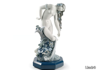 pure-beauty-woman-lladro-556617-rel76d01cbf.jpg thumb image