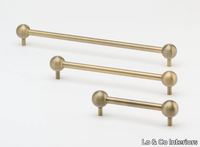 brass-furniture-handle-lo-co-interiors-641862-relb13ca61d.jpg thumb image