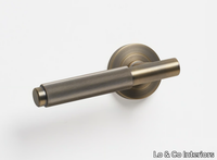 linear-door-handle-lo-co-interiors-641825-rel8dc03a12.jpg thumb image