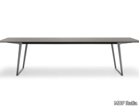 AXY-Garden-table-MDF-Italia-308344-rel4bfd44f7.jpg thumb image