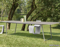 AXY-Garden-table-MDF-Italia-308344-relbf628276.jpg thumb image