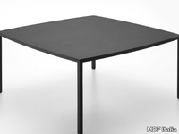 tense-curve-square-table-mdf-italia-391054-relec1d966d.jpg thumb image