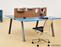 APOLLO-Office-desk-with-overbridge-Manerba-436481-relbb28ce16.jpg thumb image