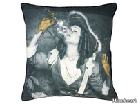 AIR-IS-NOT-ENOUGH-GOLD-EDITION-Cushion-Mineheart-372690-rel88f61ba5.jpg thumb image