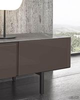 27323_n_MINOTTI_LOU_2020_03.jpg thumb image