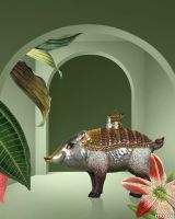 Moooi-Armoured-Boar-usp.webp thumb image