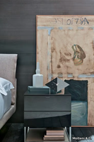 909-Bedside-table-MOLTENI-C-101647-relf1cebd67.jpg thumb image