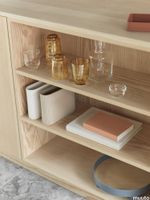 19814-en-raise-glass-20-cl-carafe-clear-raise-30-cl-burnt-orange-ridge-h16-5-platform-tray-blue-grey-arrange-copper-brown-muuto-org.tif thumb image