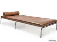 MAN-DAYBED-NORR11-291256-reld6b41d7a.jpg thumb image